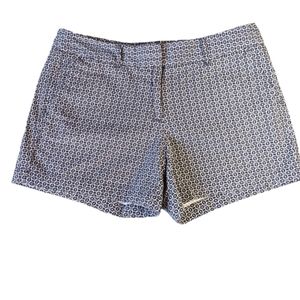 Land n Sea Unique print shorts, zipper/button/fasten fly. Sz 8